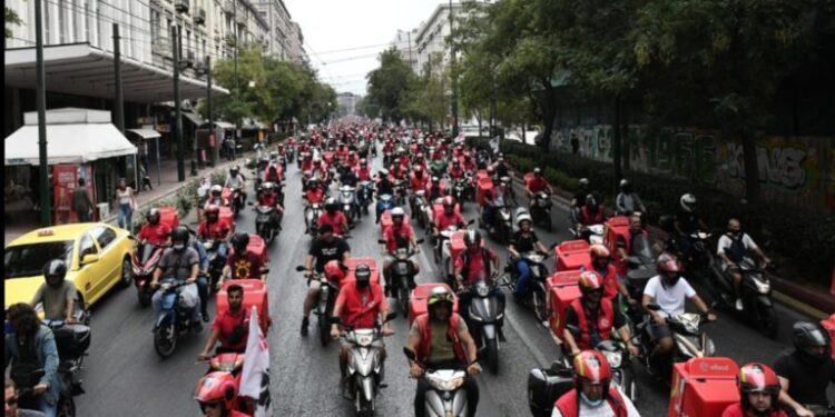 Κρίσιμη απόφαση στον ΟΜΕΔ για τη Συλλογική Σύμβαση Εργασίας στην Efood