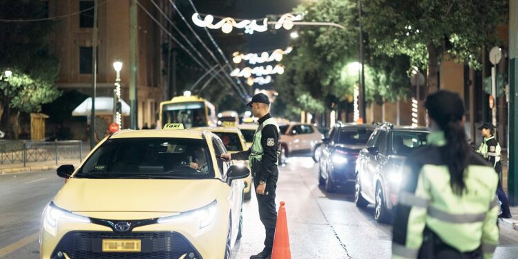 ΕΛΑΣ: Πάνω από 40.000 παραβάσεις του Κ.Ο.Κ. καταγράφηκαν κατά την εορταστική περίοδο