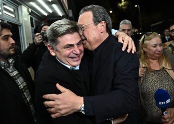 Εξηγήσεις για το κόμμα Καρυστιανού ζήτησε από τον Φαραντούρη ο Φάμελλος – Τι απάντησε