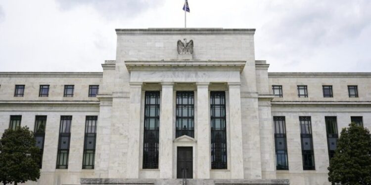 ΗΠΑ: Η Fed διατήρησε αμετάβλητα τα επιτόκια