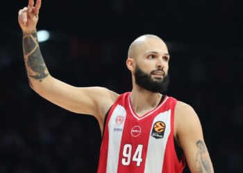 Ο Ολυμπιακός φιλοξενεί την Μπαρτσελόνα στοχεύοντας στην πέμπτη διαδοχική νίκη - www.ertsports.gr