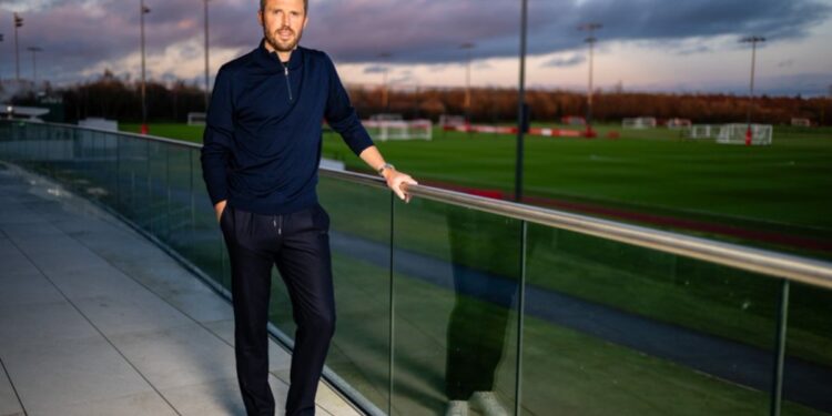 Το τεχνικό επιτελείο του Κάρικ - www.ertsports.gr