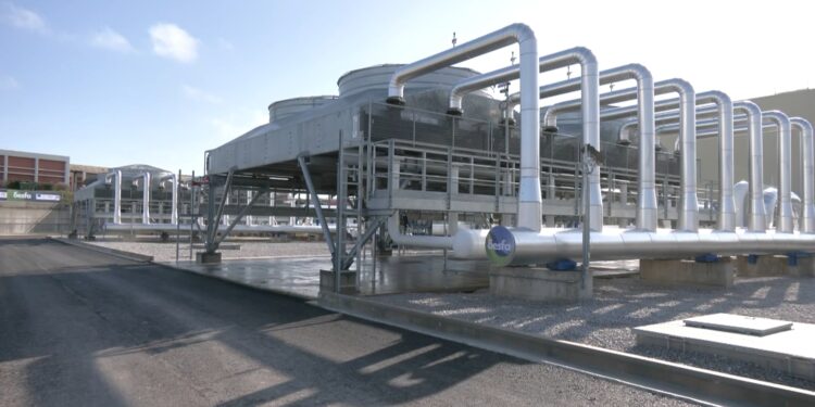 Ενεργειακός κόμβος η Ελλάδα: Νέος σταθμός συμπίεσης αερίου εγκαινιάστηκε στα Φάρσαλα