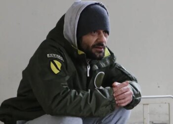 Ούτε χαρτιά έπαιζα, ούτε με κυνηγούσαν, ούτε είχα κάποιο ψυχολογικό θέμα για να πάρω τα βουνά