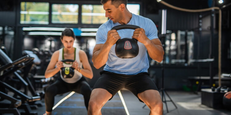 Αυτή η 16λεπτη πρωινή άσκηση σας κάνει πιο δυνατούς αλλά και πιο παραγωγικούς