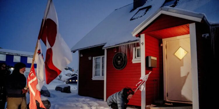 Γροιλανδία: Φυλλάδιο επιβίωσης και συμβουλές προς τους πολίτες από την κυβέρνηση - «Κυνηγετικά όπλα, τρόφιμα για πέντε μέρες»