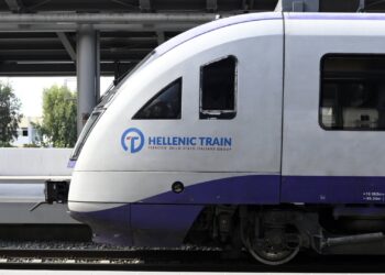 Hellenic Train: Ακινητοποίηση αμαξοστοιχίας στον Προαστιακό Πατρών – Καθυστερήσεις στα δρομολόγια