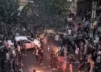 Το Ιράν στις φλόγες της εξέγερσης: Πόσο πιθανό είναι να πέσει το καθεστώς
