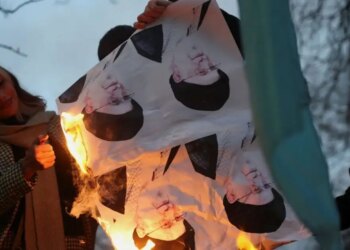 Ώρα μεγάλων αποφάσεων για το Ιράν: Ο πλανήτης περιμένει την αντίδραση του Τραμπ – Γιατί η Τεχεράνη δεν είναι Καράκας