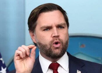 Γροιλανδία: Σήμερα η κρίσιμη συνάντηση στον Λευκό Οίκο για την αποκλιμάκωση της κρίσης - Συνεχίζει να απειλεί ο Τραμπ