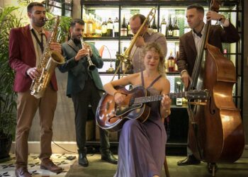 Swing jazz βραδιά με τους Jeepers Creepers στο Half Note Jazz Club