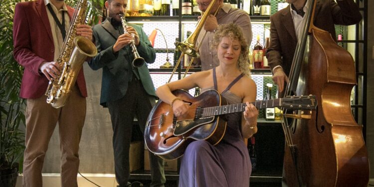 Swing jazz βραδιά με τους Jeepers Creepers στο Half Note Jazz Club