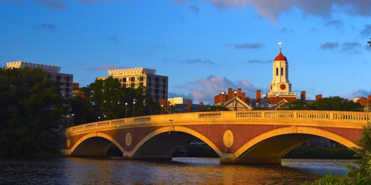 Ερευνητικές Υποτροφίες για Υποψ. Διδάκτορες  και Μεταδιδακτορικούς φοιτητές από το Κέντρο Ελληνικών Σπουδών Ελλάδας
