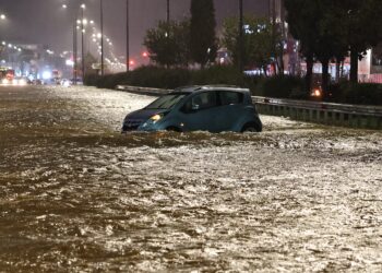 Συνεδρίασε η Επιτροπή Εκτίμησης Κινδύνου - Πώς θα εξελιχθούν τις επόμενες ώρες τα καιρικά φαινόμενα - ertnews.gr