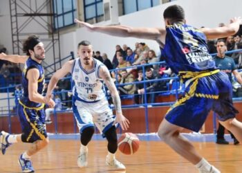 Καλαντζής: «Πάντα είμαι έτοιμος για τα μεγάλα σουτ, ο Ιωνικός στοχεύει την άνοδο» - www.ertsports.gr