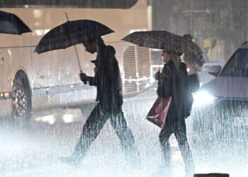 Κρίσιμες οι επόμενες ώρες για την κακοκαιρία: Πότε αναμένονται τα έντονα φαινόμενα και πού χρειάζεται προσοχή