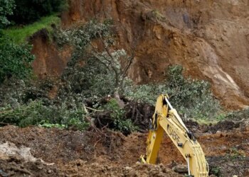 Σικελία: Πάνω από 1000 κάτοικοι αναγκάστηκαν να εγκαταλείψουν τα σπίτια τους λόγω κατολίσθησης