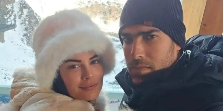 Η νέα τρυφερή φωτογραφία από τις διακοπές τους