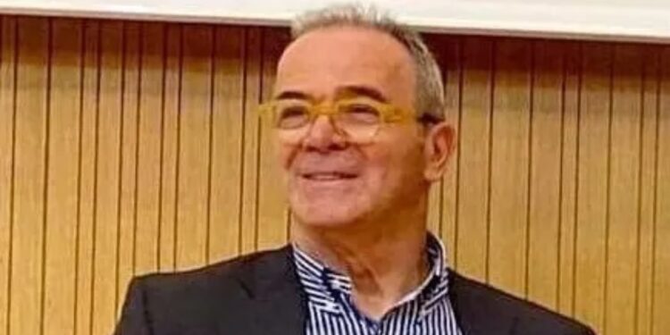 Κωστόπουλος: «ΕΟΚ και Πανεπιστήμιο Πελοποννήσου μεριμνούν για την ολοκληρωμένη εκπαίδευση των τεχνικών διευθυντών μπάσκετ» - www.ertsports.gr