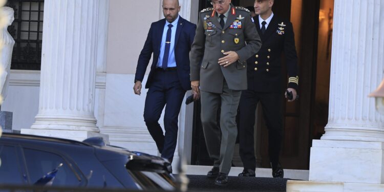 ΚΥΣΕΑ: Παρατάθηκαν οι θητείες των αρχηγών των Γενικών Επιτελείων Στρατού - Παραμένουν και οι αρχηγοί ΕΛ.ΑΣ. και Πυροσβεστικής - ertnews.gr