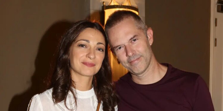 Η ζωή μας δεν συνεχίζει να είναι πάρτι, όπως αυτό του γάμου μας