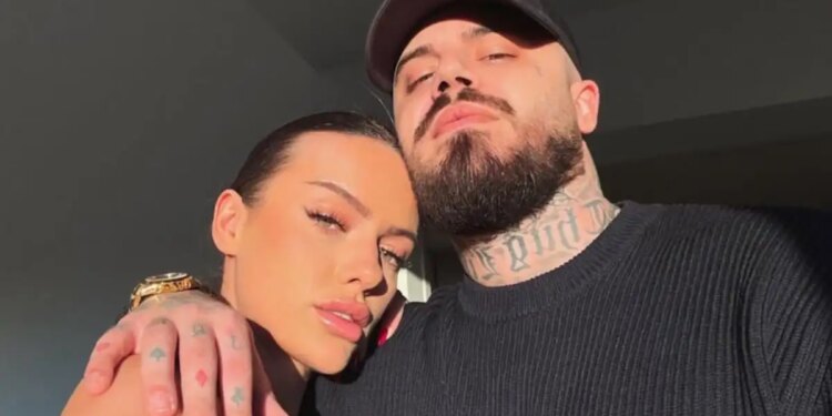 Οι πόζες στο Instagram που αποκάλυψαν την επανασύνδεση