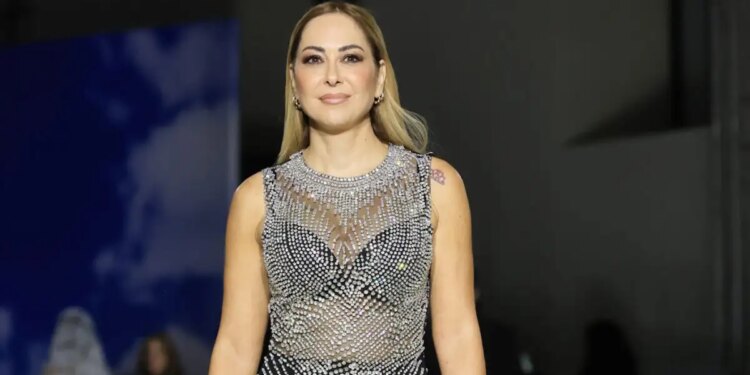 Η Μελίνα Ασλανίδου ακύρωσε τις προγραμματισμένες εμφανίσεις της για λόγους υγείας