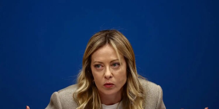 Μελόνι: Το διεθνές δίκαιο πρέπει να προστατεύεται γιατί θα εκτεθούμε αν πάψουν να ισχύουν οι κανόνες