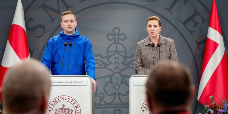 Δανία, ΗΠΑ και Γροιλανδία ξεκινούν άμεσα συνομιλίες: Στο Νουούκ σήμερα η Δανή πρωθυπουργός