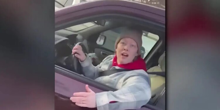 Μινεάπολη: Νέο βίντεο από την εν ψυχρώ δολοφονία της 37χρονης από ένοπλο της ICE - «Δεν πειράζει φίλε, δεν σου έχω θυμώσει»