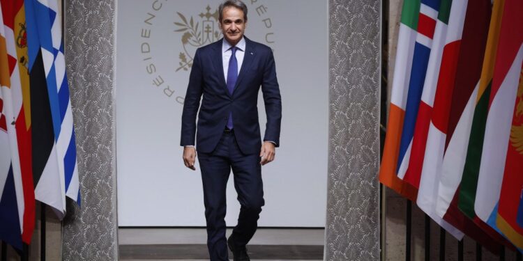 Την ανάγκη περαιτέρω ενίσχυσης και στήριξης των ουκρανικών ενόπλων δυνάμεων επεσήμανε ο Κ. Μητσοτάκης στη συνάντηση της «Συμμαχίας των Προθύμων»