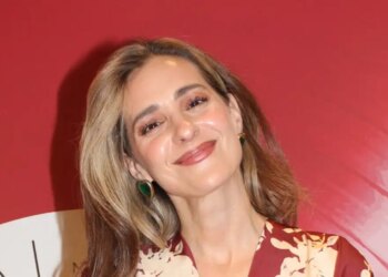 «Όλα γίνονται για κάποιο λόγο» είπε για την ακύρωση της παγκόσμιας περιοδείας της με τον Γιάννη Χαρούλη