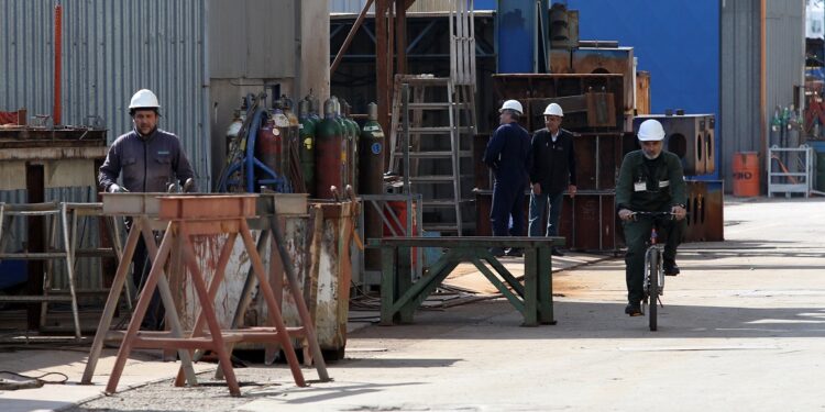 Η ελληνική αμυντική βιομηχανία σε νέα χαρτογράφηση – Έμφαση στην τεχνολογία την παραγωγή και τα ναυπηγεία