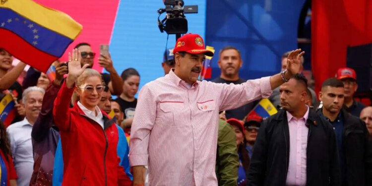 Σίλια Φλόρες: Η «Λαίδη Μάκβεθ» πίσω από τον Νικολάς Μαδούρο - Η σκοτεινή διαδρομή της συζύγου του