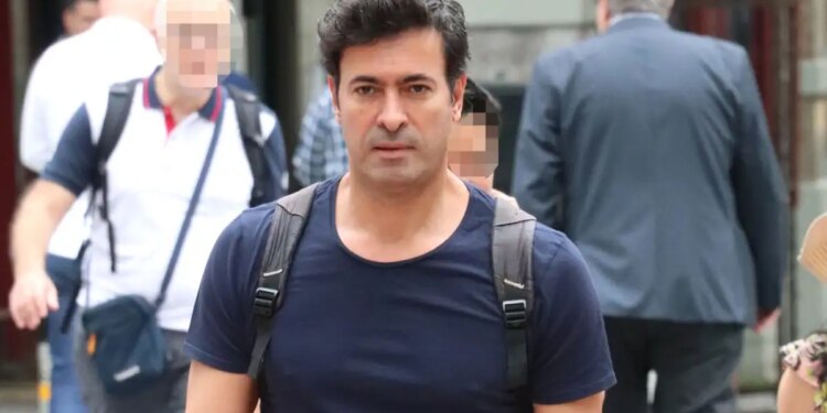 Ο Valentino με είχε φιλοξενήσει στον πύργο του στο Παρίσι