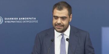 «Ρηχότητα και ιδεοληψία» καταλογίζει ο Π. Μαρινάκης στην αντιπολίτευση για τις επικρίσεις στη στάση της κυβέρνησης έναντι της Βενεζουέλας