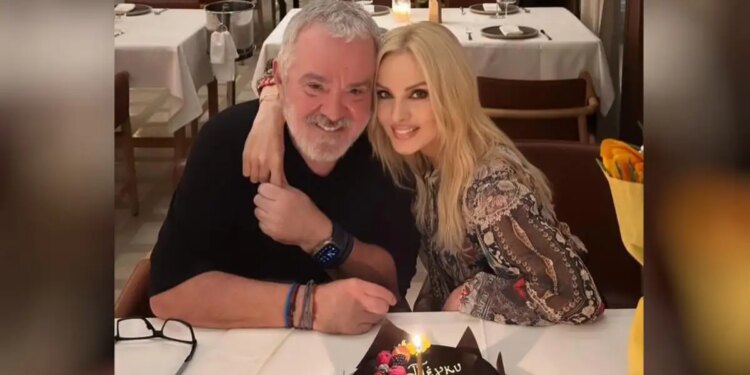 Πέγκυ Ζήνα και Γιώργος Λύρας έκλεισαν 30 χρόνια μαζί