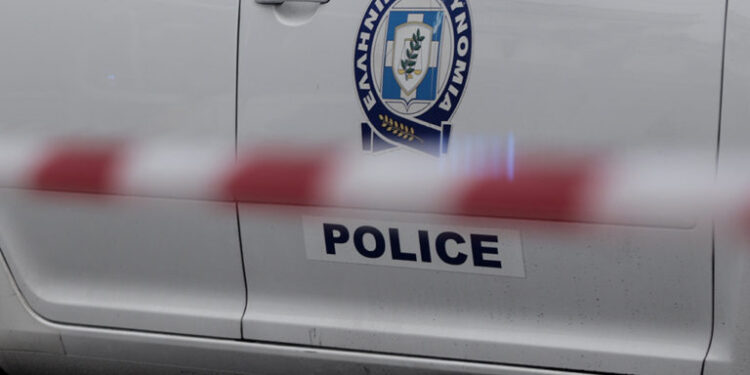 Ληστεία σε ξενοδοχείο στον Πειραιά: Συνελήφθη ανήλικος – Αναζητείται ακόμη ένα άτομο