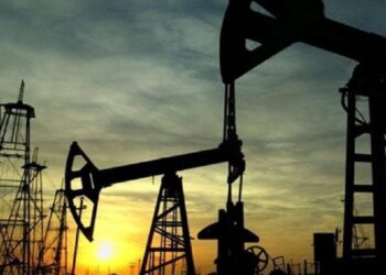 Πτώση 3% στις τιμές πετρελαίου μετά τις δηλώσεις Τραμπ για το Ιράν