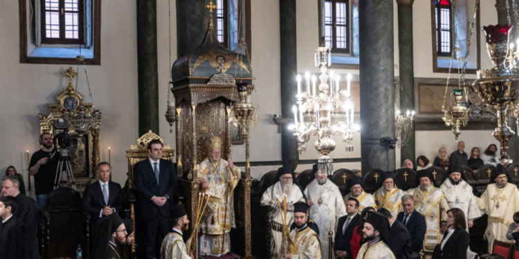 Πιερρακάκης: Δημιουργία 600 οργανικών θέσεων κληρικών σε ελληνορθόδοξες κοινότητες