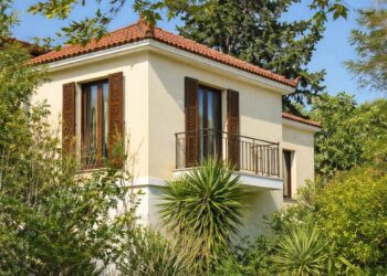 Αγορά πολυτελών κατοικιών: Οι «microlocations» με προοπτική υπεραξίας αλλάζουν τον επενδυτικό χάρτη στην Ελλάδα