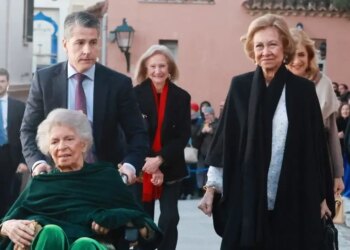 Η βασίλισσα Σοφία της Ισπανίας ακύρωσε όλες τις εμφανίσεις της, επιδεινώνεται η κατάσταση υγείας της αδερφής της Ειρήνης