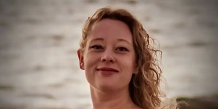 Μινεάπολη: Μητέρα 3 παιδιών και ποιήτρια η 37χρονη που σκότωσαν πράκτορες της ICE - Σοκάρει το βίντεο με τη στιγμή της εν ψυχρώ δολοφονίας της