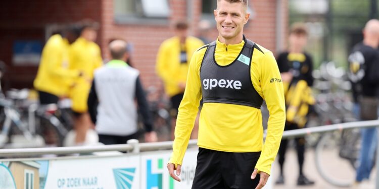 Σιμάνσκι: «Όταν χάναμε ο πρόεδρος ήθελε να στείλει πέντε παίκτες στους αναπληρωματικούς» - www.ertsports.gr