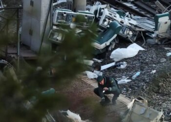 Ισπανία: Στους 41 οι νεκροί από το σιδηροδρομικό δυστύχημα - Στο μικροσκόπιο ρωγμή άνω των 30 εκατοστών στη γραμμή