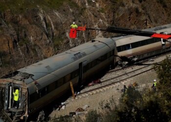 Ισπανία: Στους 42 οι νεκροί από τη σιδηροδρομική τραγωδία στην Ανδαλουσία