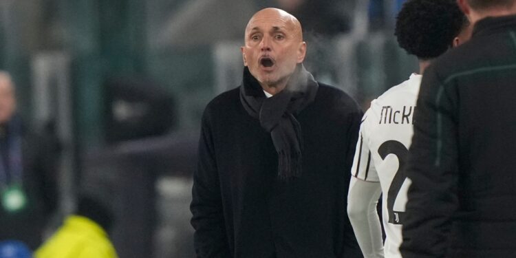 Κόντρα Σπαλέτι με οπαδό - www.ertsports.gr