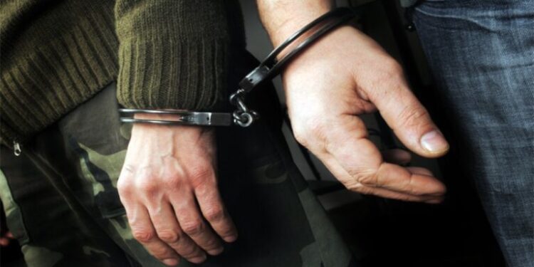 Αστυνομική επιχείρηση για διακίνηση ναρκωτικών στην Πανεπιστημιούπολη: Τέσσερις συλλήψεις – Κατασχέθηκαν 6 κιλά κάνναβης και 20.000€