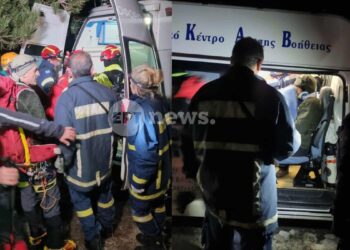 Ταΰγετος: Ολοκληρώθηκε η επιχείρηση διάσωσης των ορειβατών – Μεταφέρονται στο νοσοκομείο Σπάρτης οι 4 τραυματίες