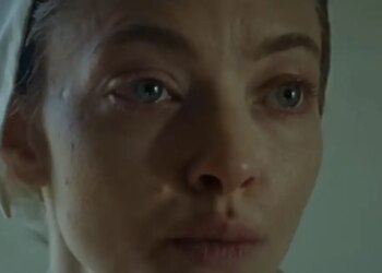 Στη δημοσιότητα το τρέιλερ της ταινίας «The Testament of Ann Lee» με πρωταγωνίστρια την Αμάντα Σέιφριντ